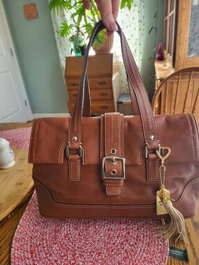 Coach Deep Brown Leather Satchel w Tassel Charm Vintage, COA, Glove Tanned